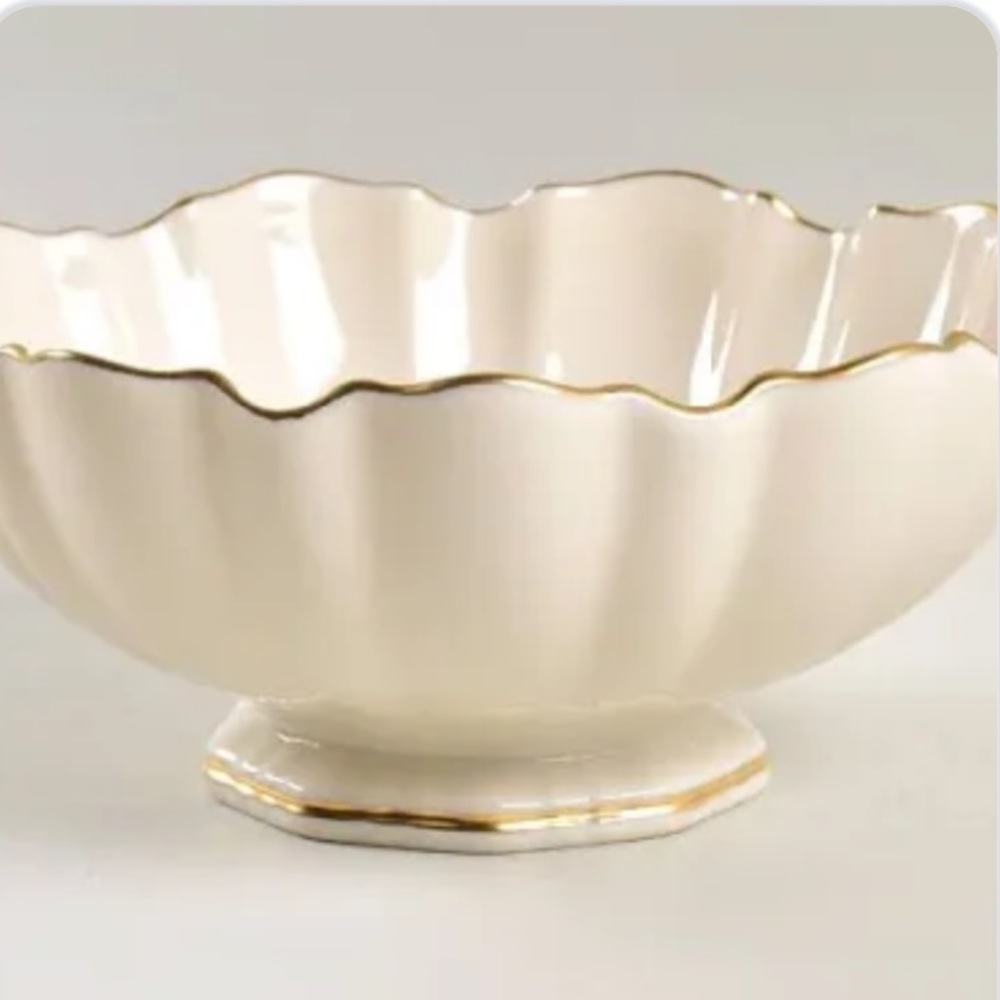 Vintage Lenox Symphony White With Gold Gilt Trim Ruffles Bowl Dish - Picture 7 of 8